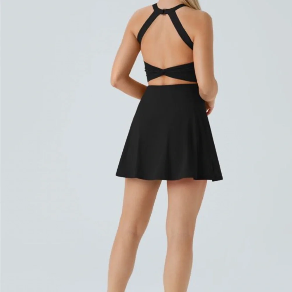 NWOT Halara XL Blackless twisted Active dress XL built in shorts w pockets - Picture 11 of 13